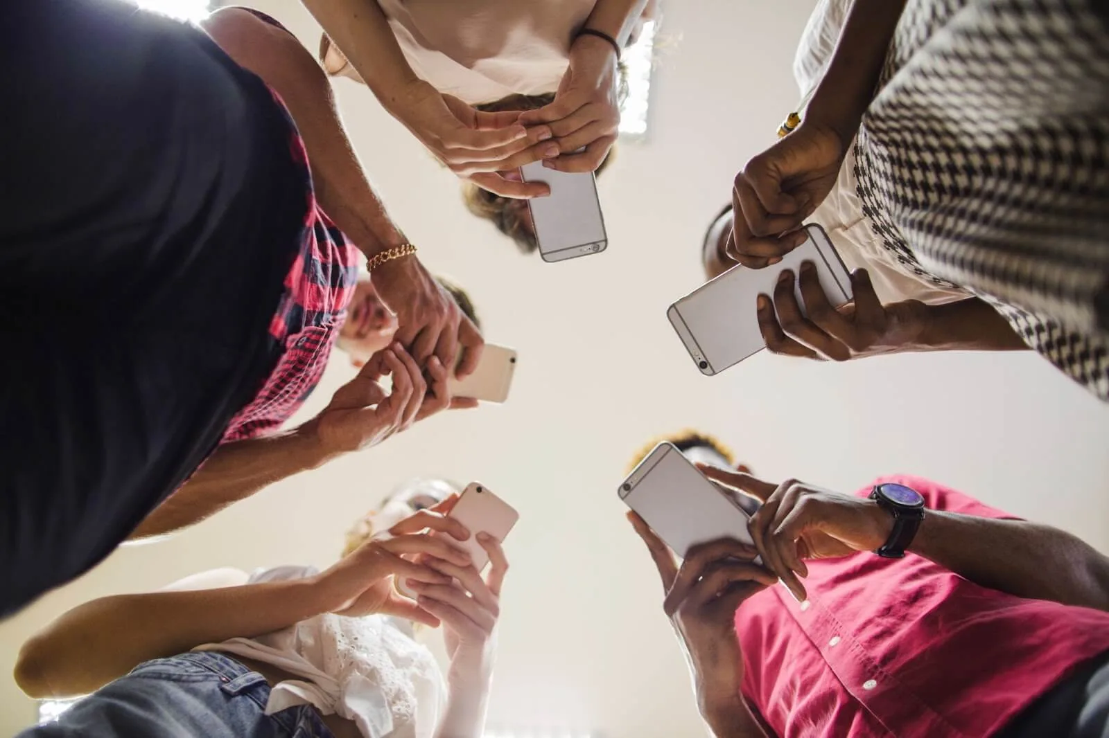 consumers still pay attention to advertising