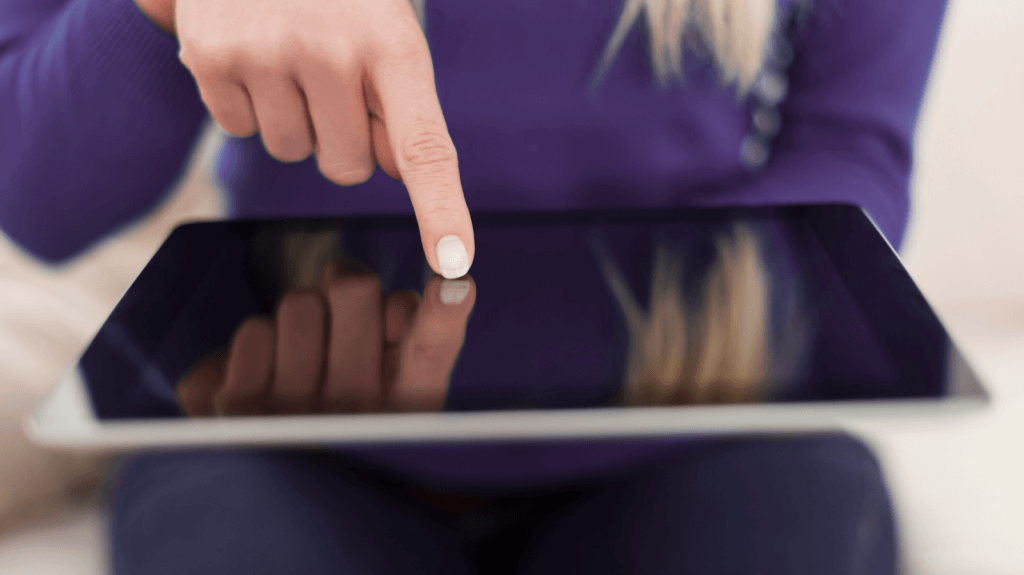 woman clicking share button on a website